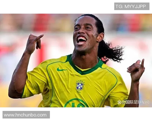 足球巨星华丽变身全新模版展现赛场与生活双重魅力 足球巨星华丽变身全新模版展现赛场与生活双重魅力